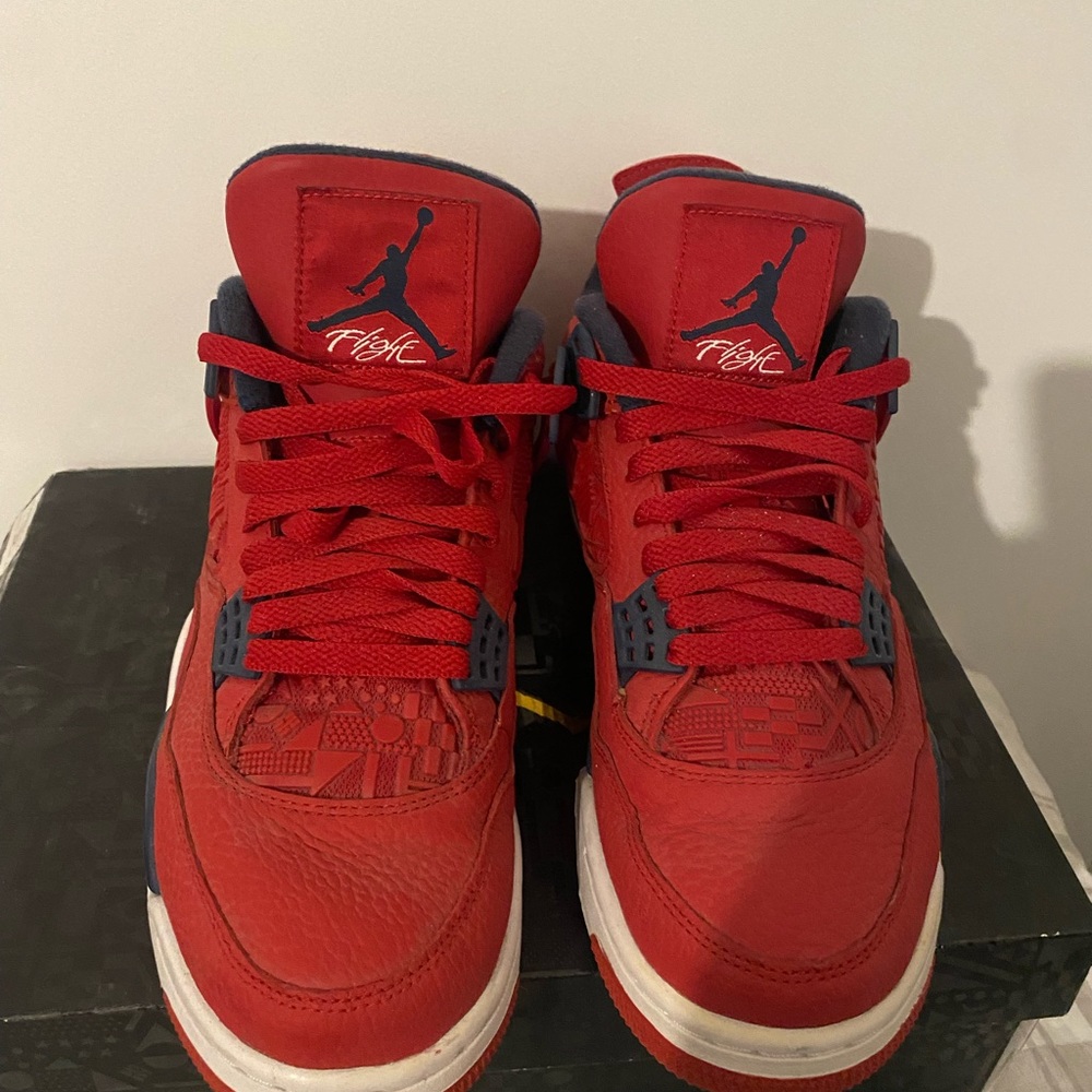 Air Jordan 4 retro se